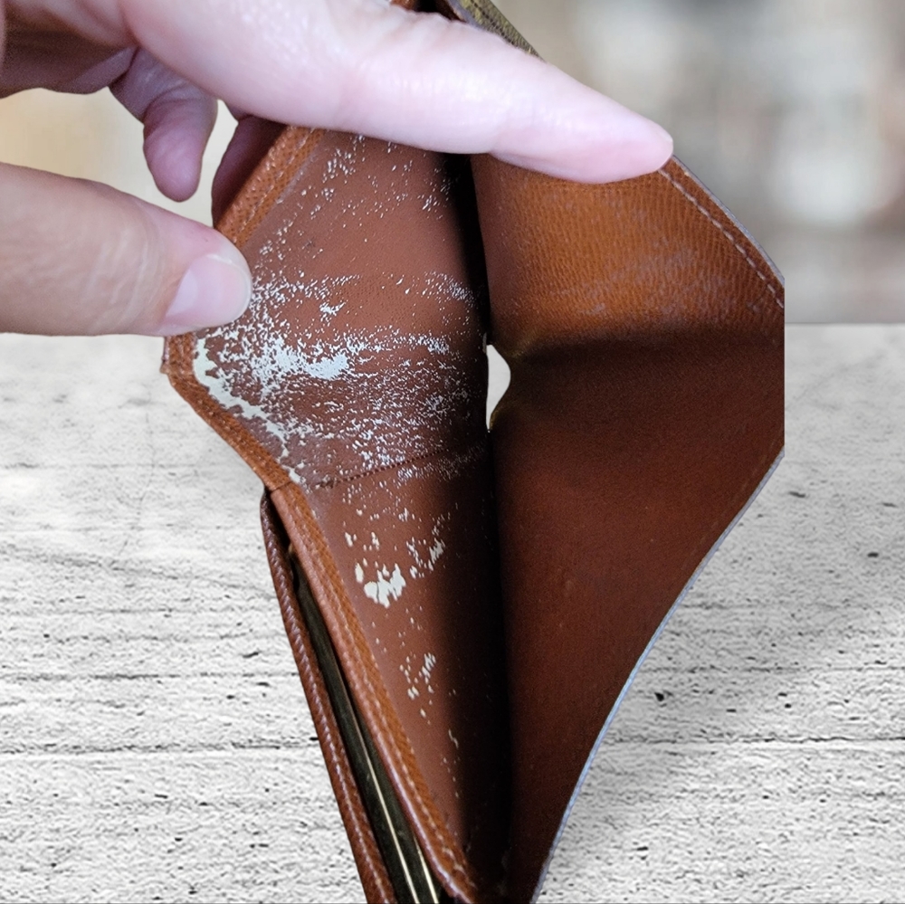 Louis Vuitton purse wallet - Picture 10 of 12